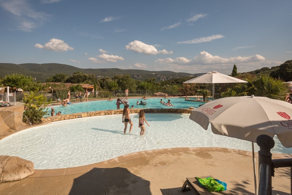 panorama piscine chauffée Ardèche